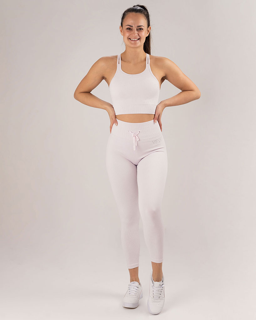 VEVAwear Luxe Ribbed Set Snow Purple – close-up detail