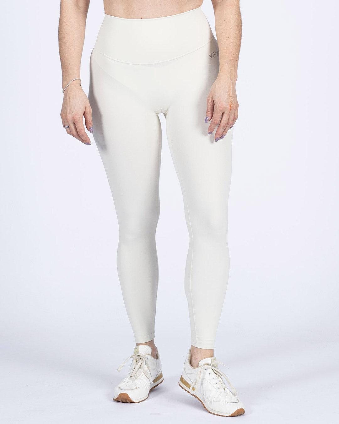 VEVAwear Feather Leggings Pearl White – front view