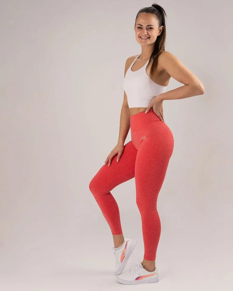 VEVAwear Lift Leggings Scarlet Red – worn by model, side view