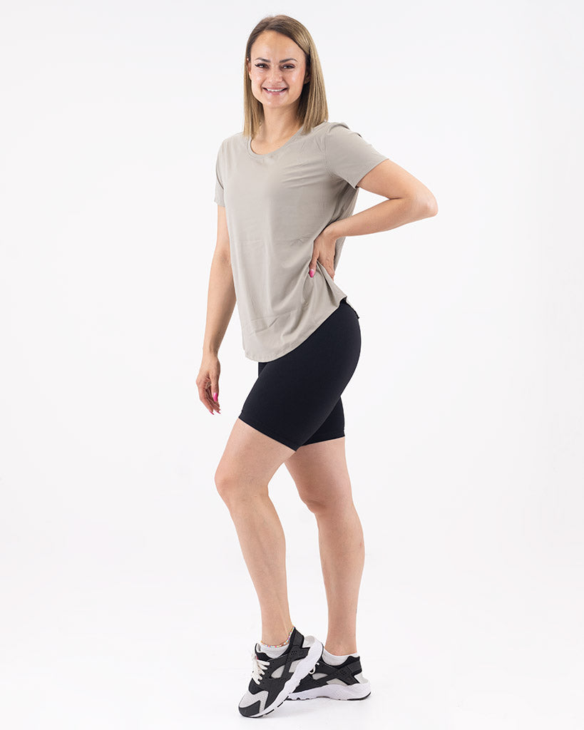 VEVAwear Feather T-shirt Taupe Beige – product detail