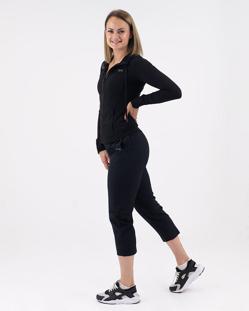 VEVAwear Casual Capri Pants Mighty Black – product detail